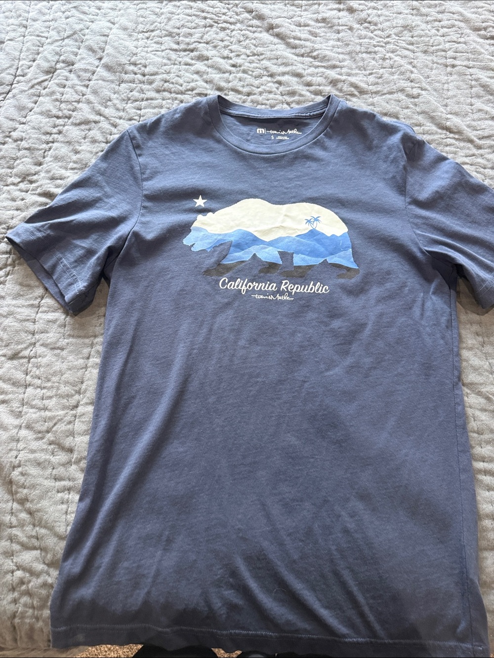 Travis Mathew California Republic Bear Tee - Blue & Cream